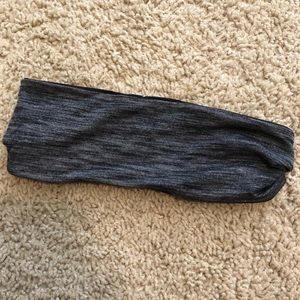 lululemon headband perfect condition